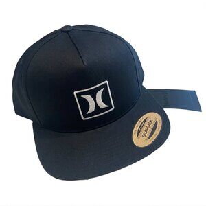 Hurley Black/White Embroidered Icon Logo Snapback Hat - NWT